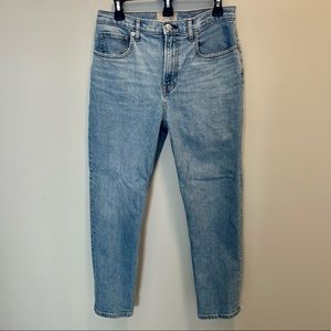 Everlane Original Cheeky Jean Size 30